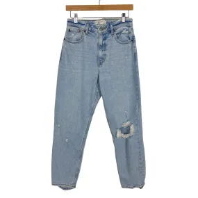 Abercrombie & Fitch Light Ripped Wash Curve Love High Rise Mom Jeans NWT- Size 27 (Inseam 26.5”, sold out online)