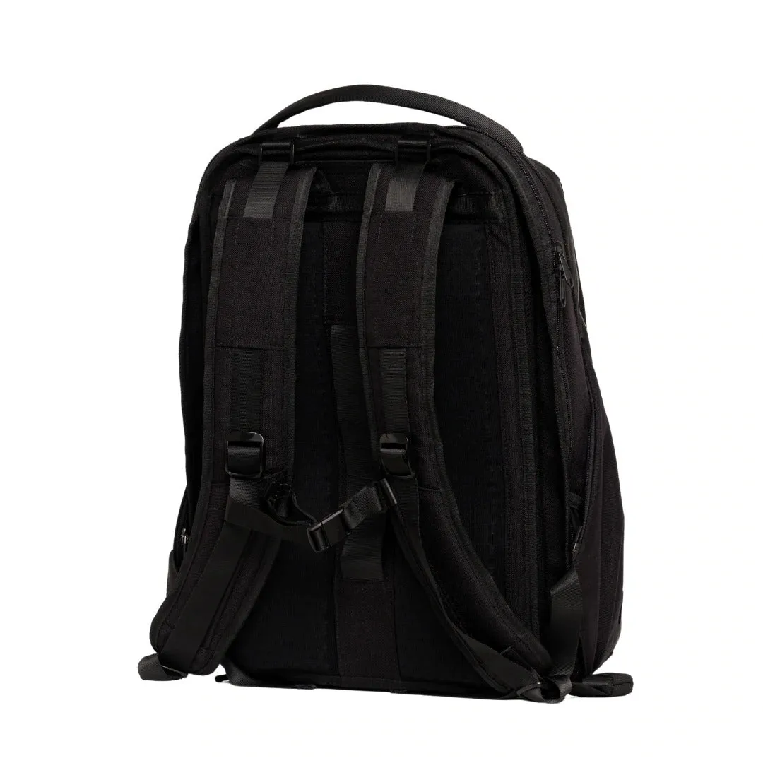 Bold Pytho Bundle - Backpack & Dopp Kit