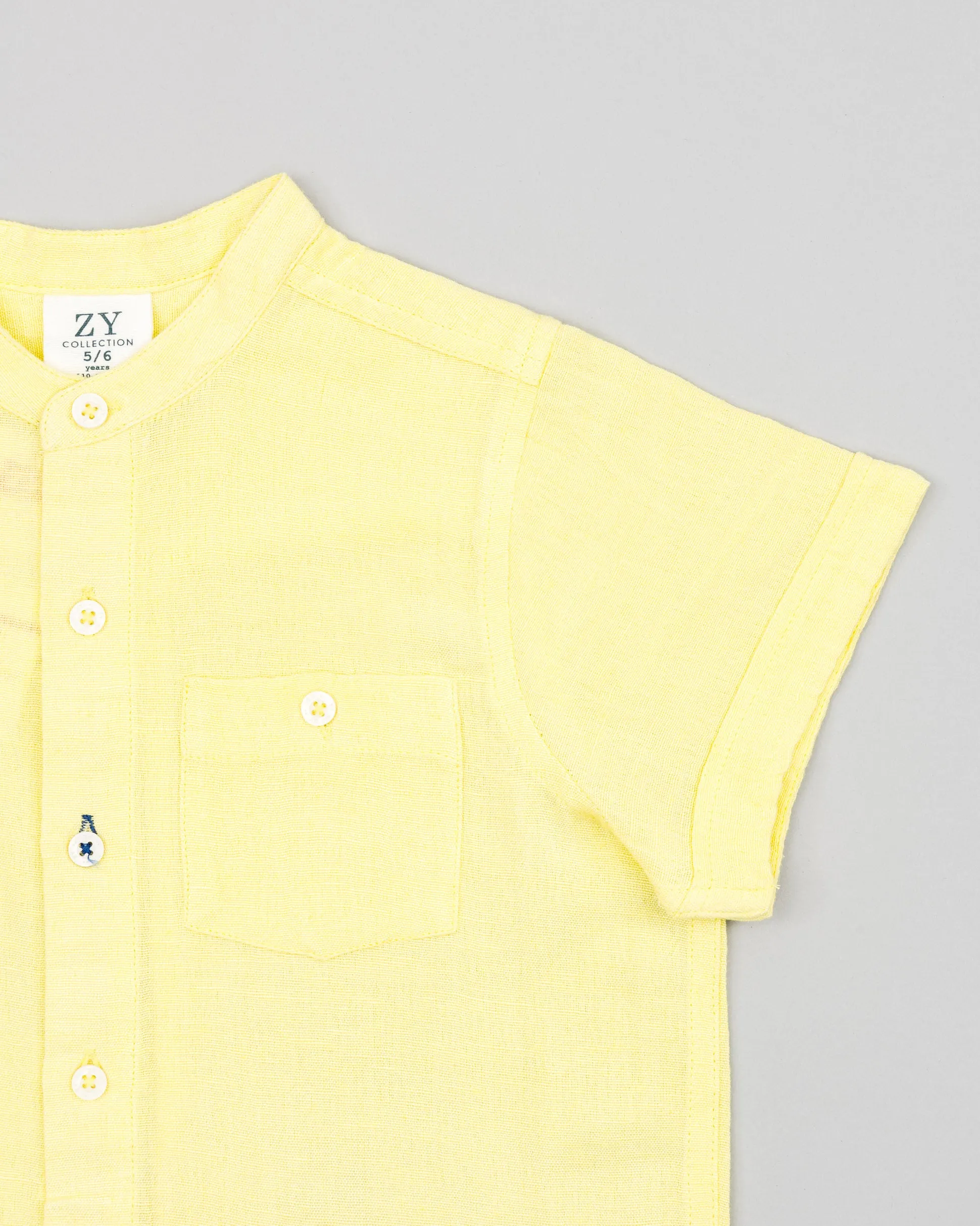 Camisa Lino Cuello Mao Manga Corta Amarillo