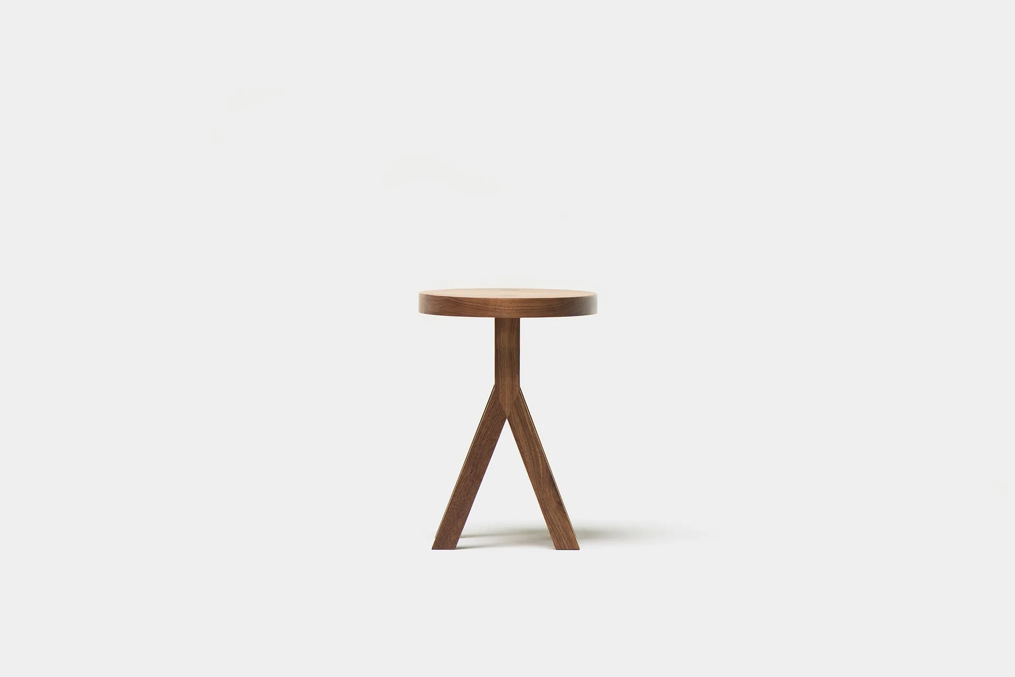 COMMUNE STOOL