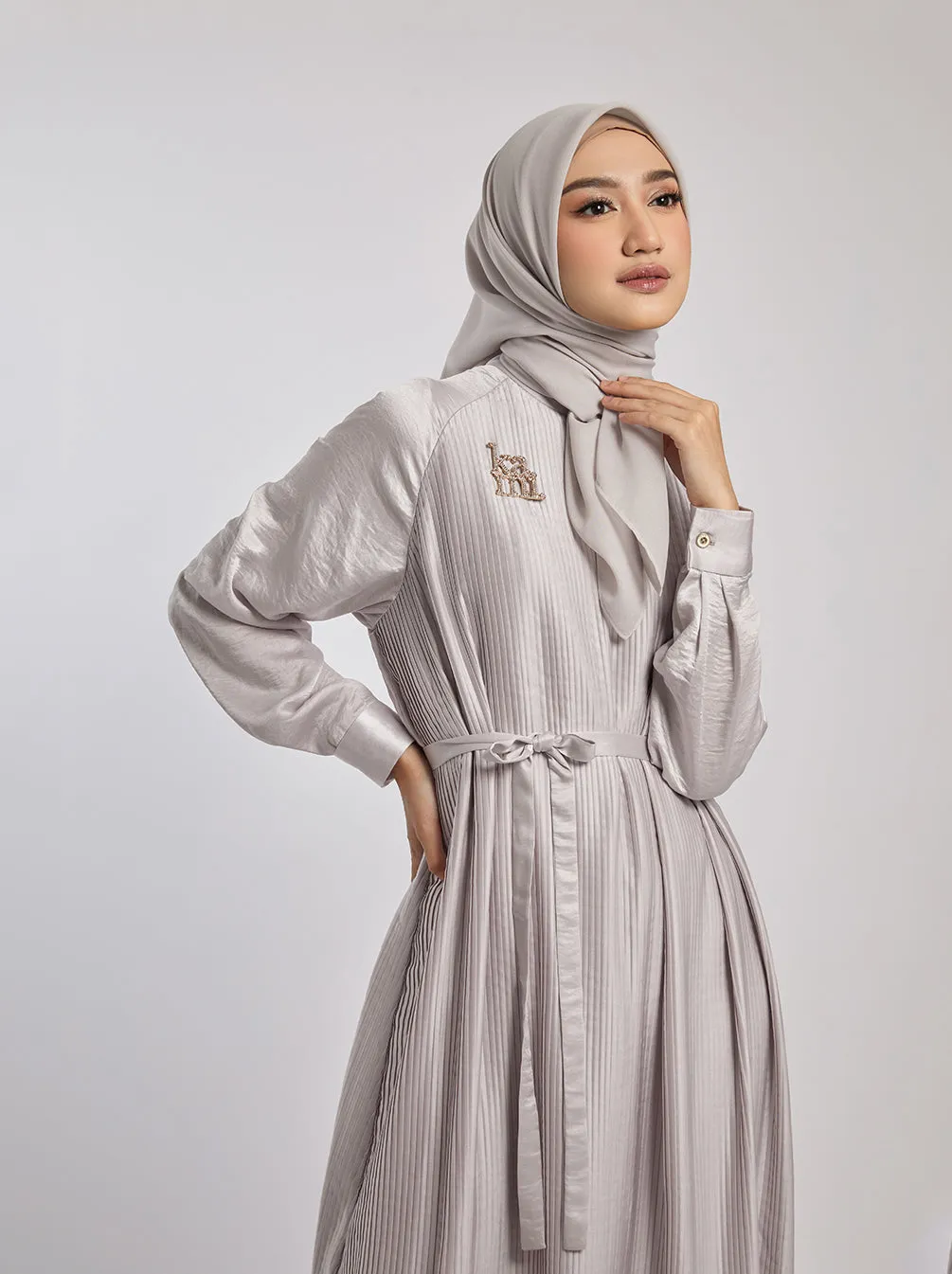 DENA DRESS PLAIN WHITE MIST