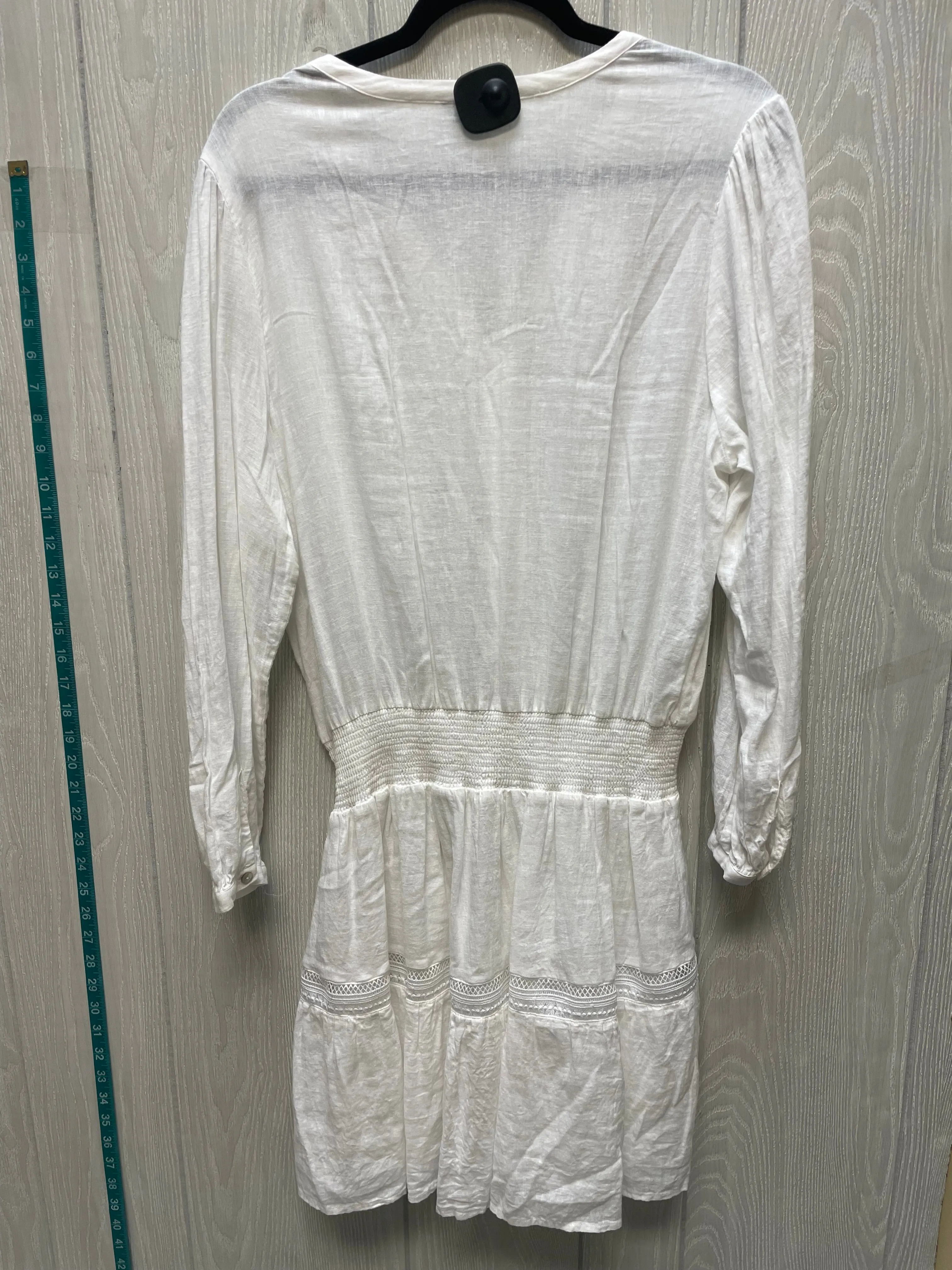 Dress Casual Short By Rails In White, Size: L