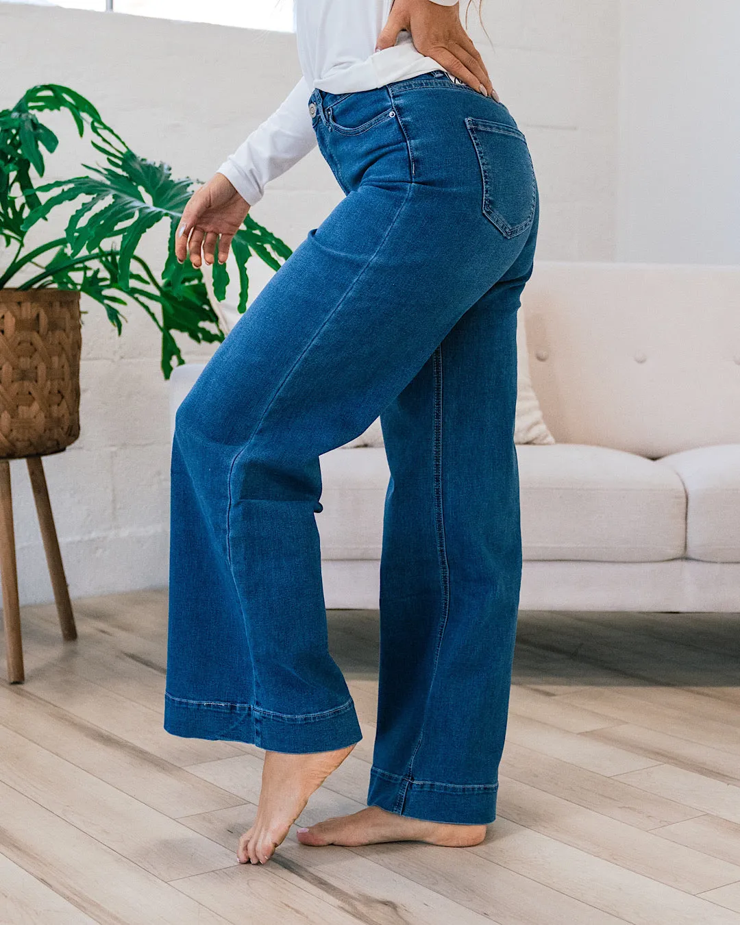 Jacey Wide Leg Jeans