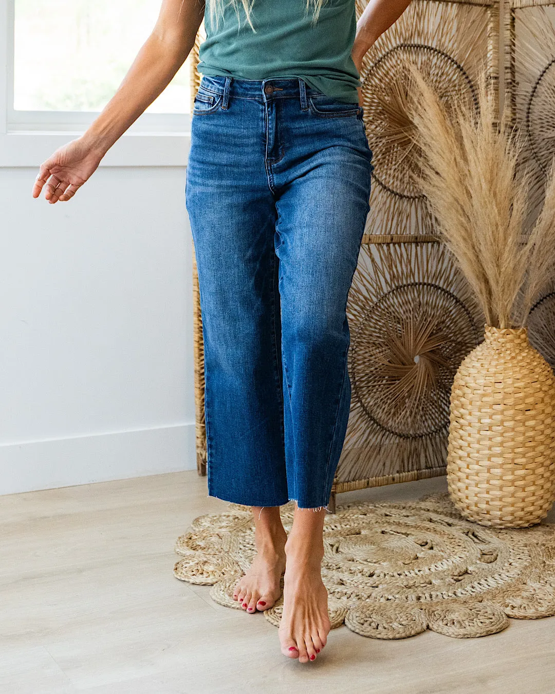 Judy Blue Patricia Non Distressed Cropped Wide Leg Jeans