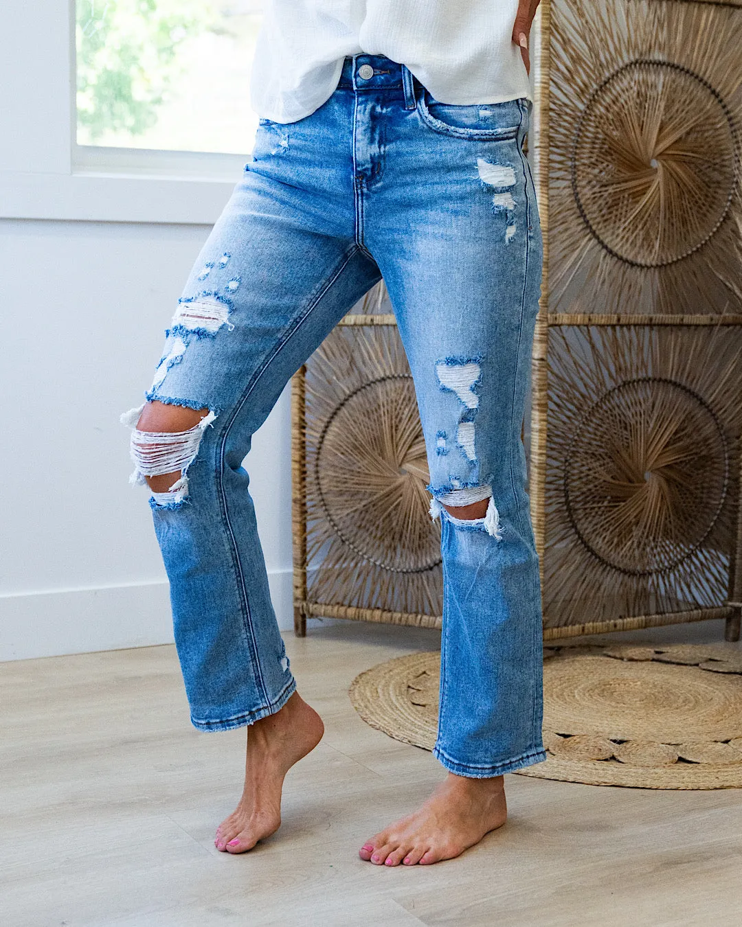 Lovervet Grace Distressed Straight Jeans