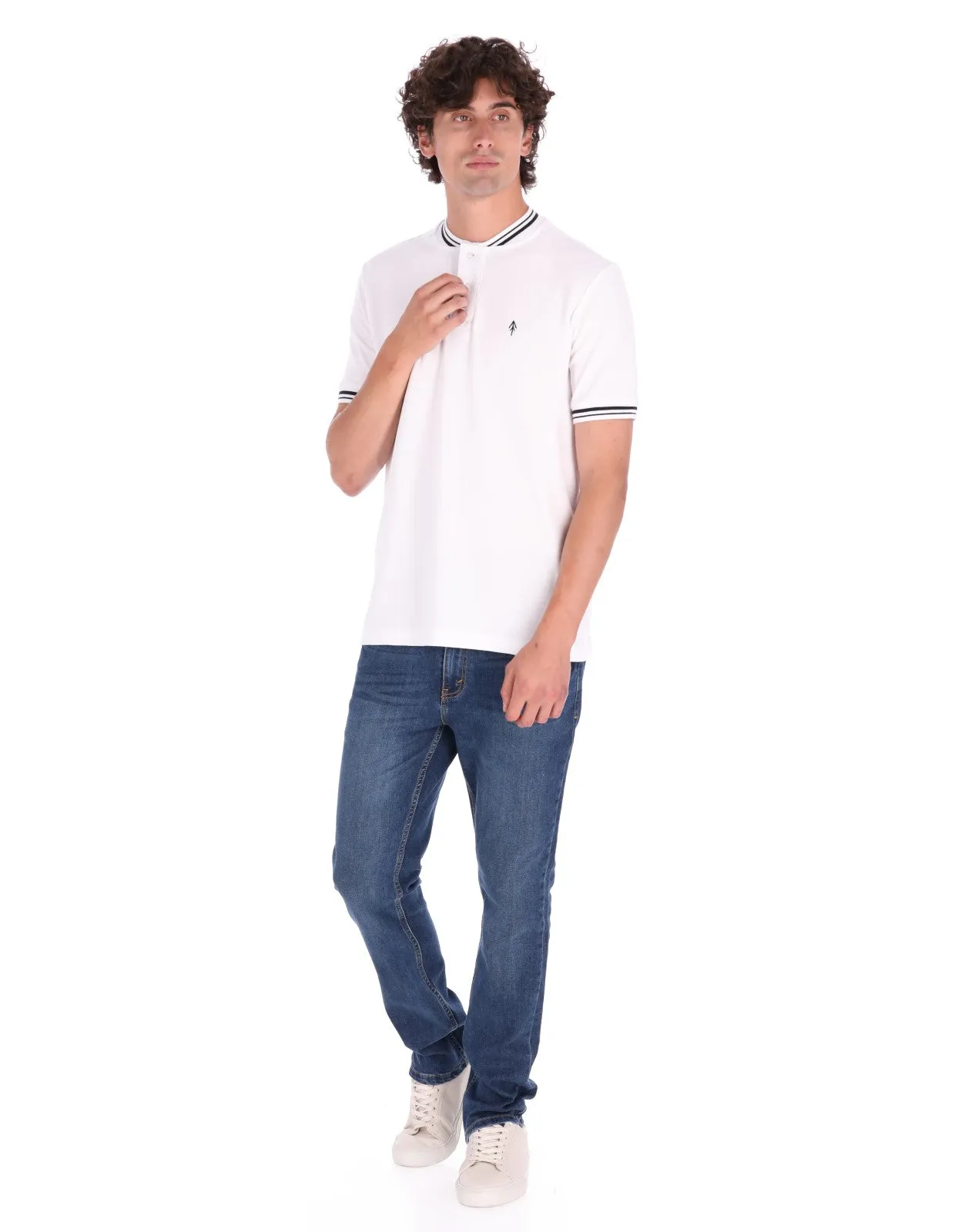 Playera Cuello Bomber Regular Fit Para Hombre - Blanco