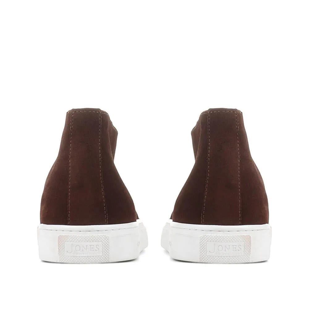 Sedgefield Suede Slip-On Trainers - SEDGEFIELD / 323 097