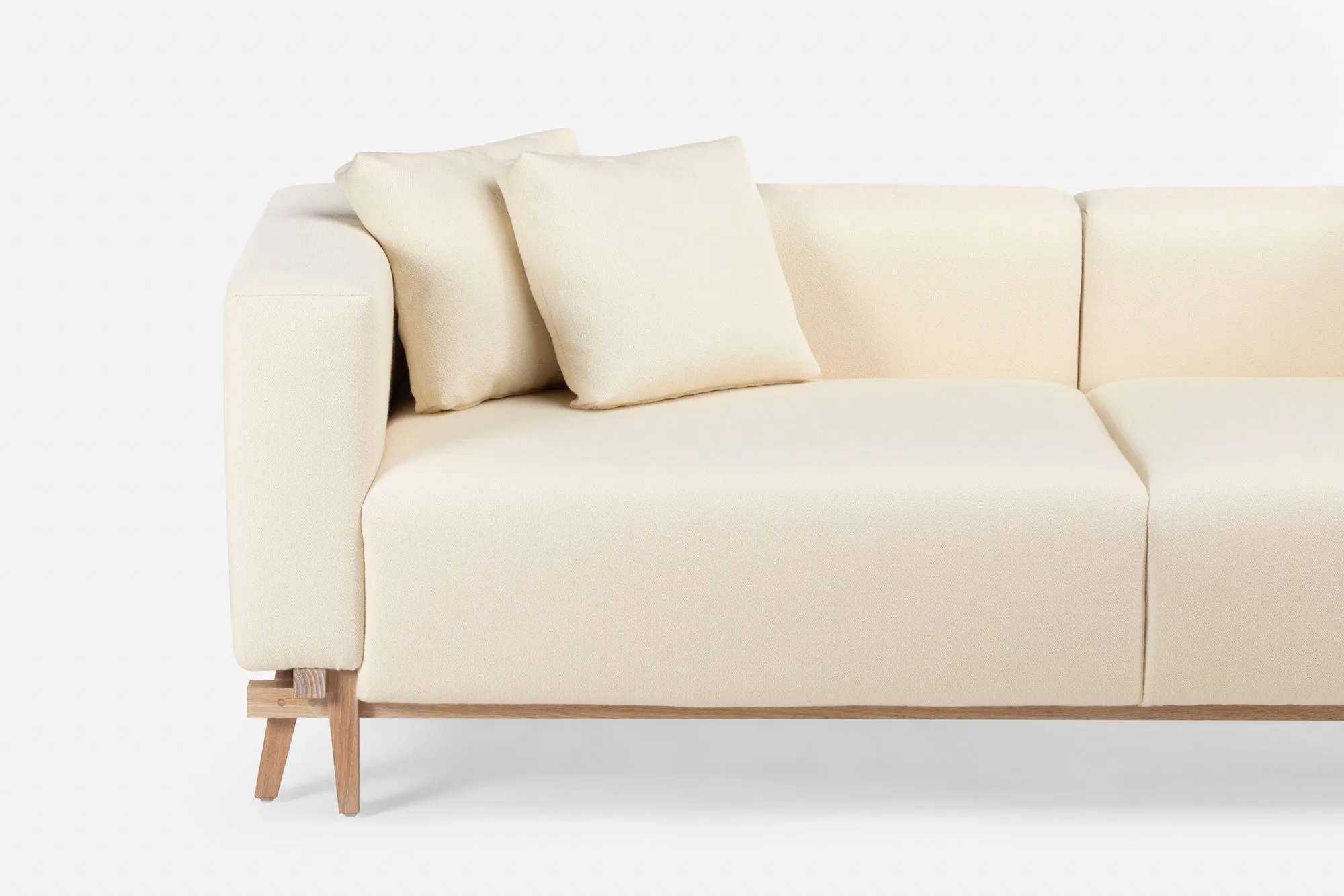 SOFA EIGHT MODULAR WITH ARMS